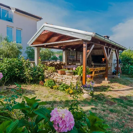Luxury Apartments Monika Near The Sea With Private Parking Bibinje Exterior foto
