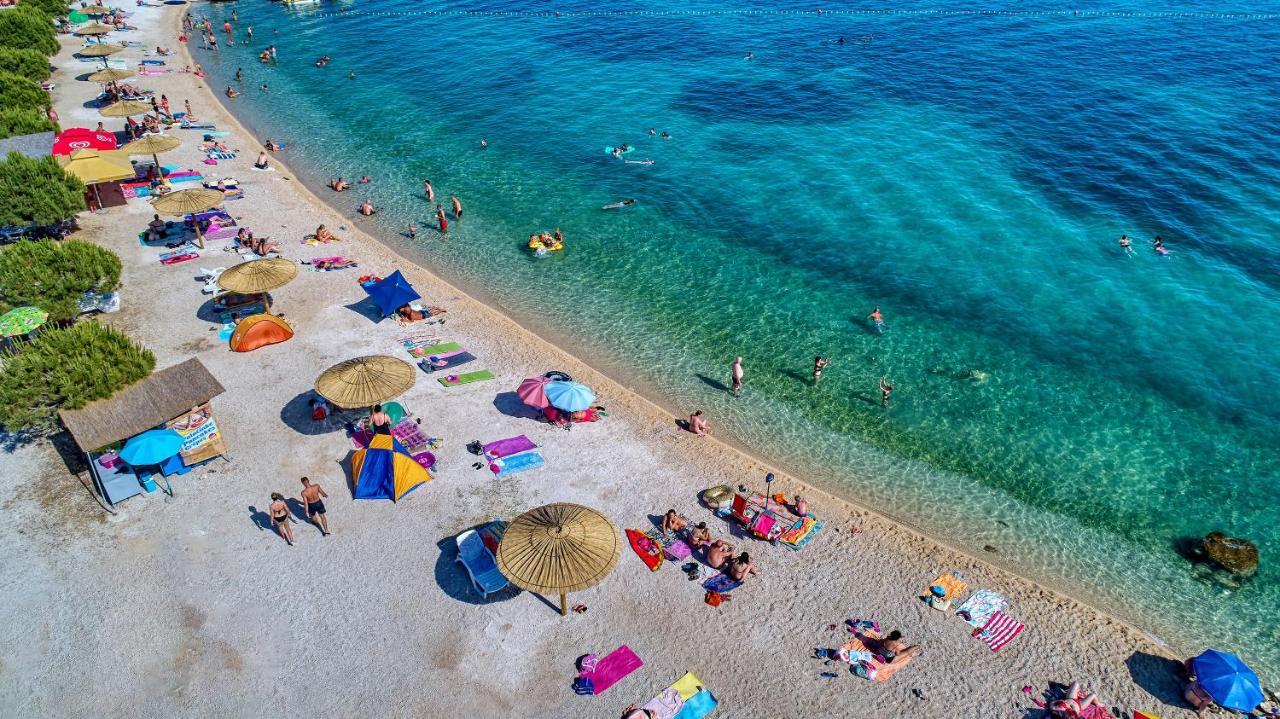 Luxury Monika Near The Sea With Private Parking Apartment
