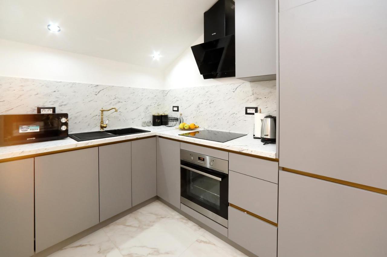 Apartment Luxury Monika Near The Sea With Private Parking *