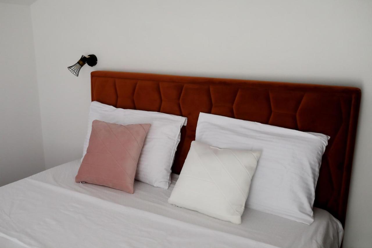 Luxury Monika Near The Sea With Private Parking Apartment *